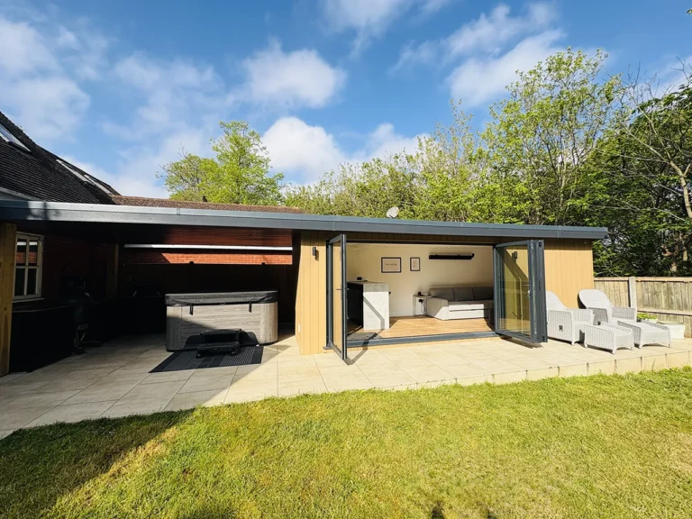 bexley garden entertaining room with canopy